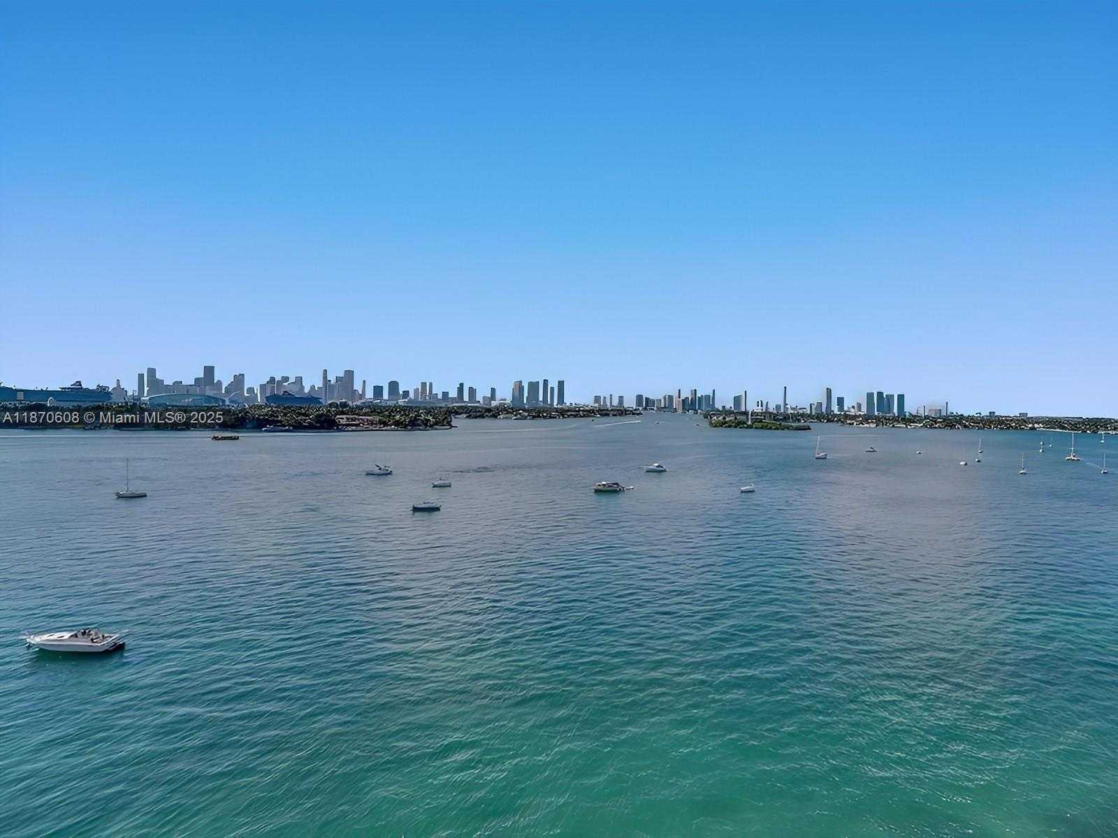 Small Image of 1100 WEST AVE #1024, Miami Beach Number 2
