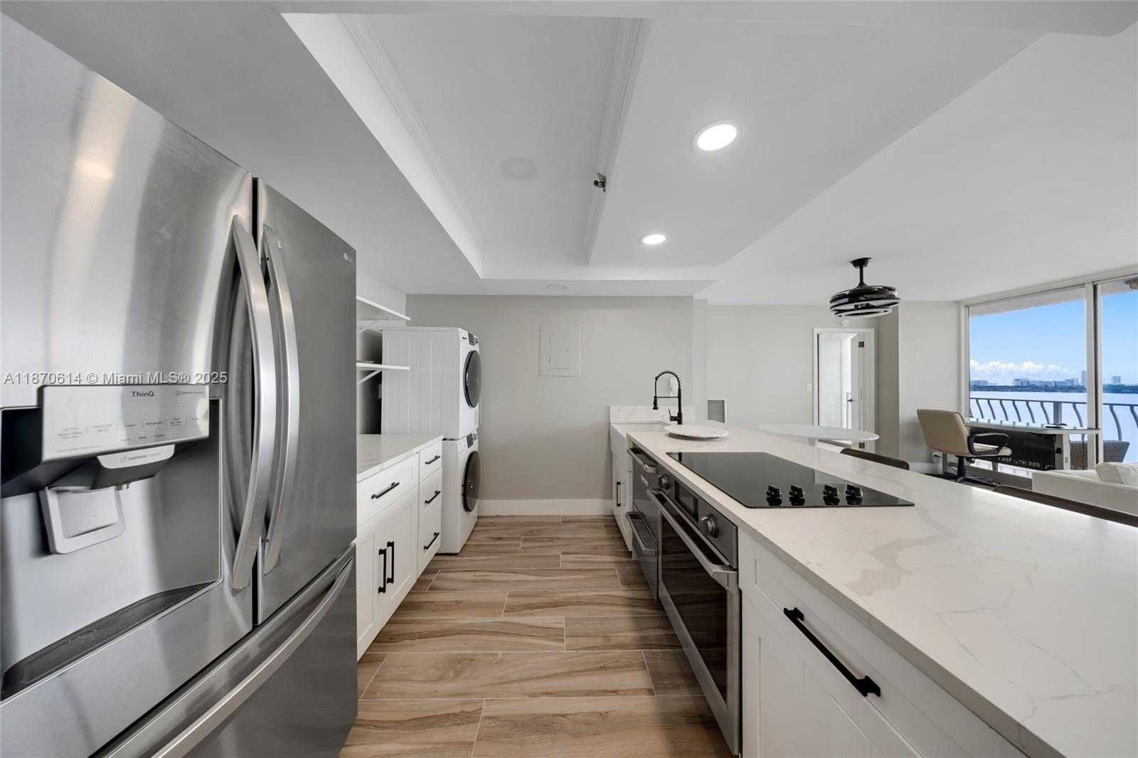 Small Image of 7601 EAST TREASURE DR #1722, North Bay Village Number 14