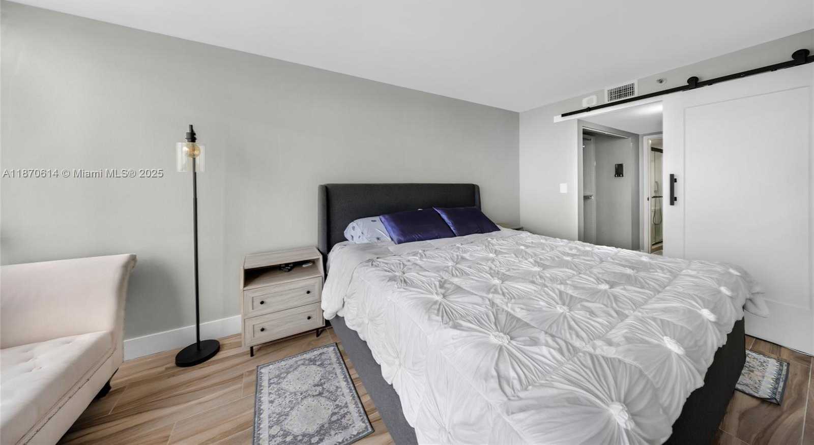 Small Image of 7601 EAST TREASURE DR #1722, North Bay Village Number 32