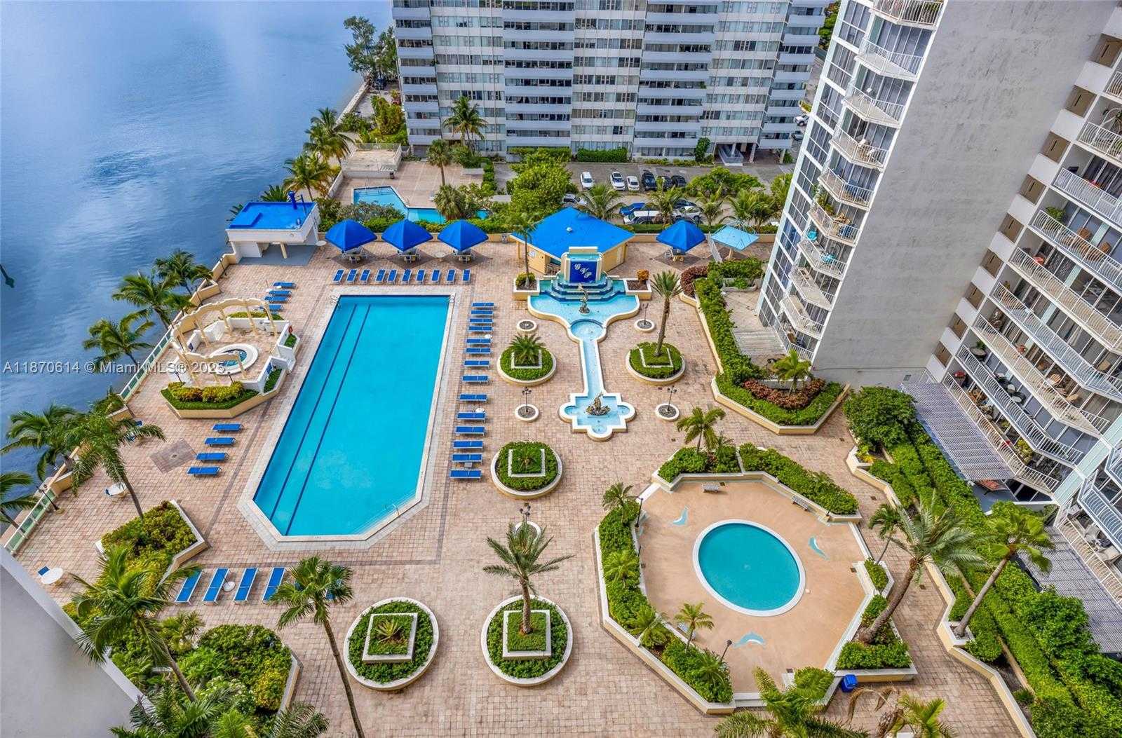 Small Image of 7601 EAST TREASURE DR #1722, North Bay Village Number 36