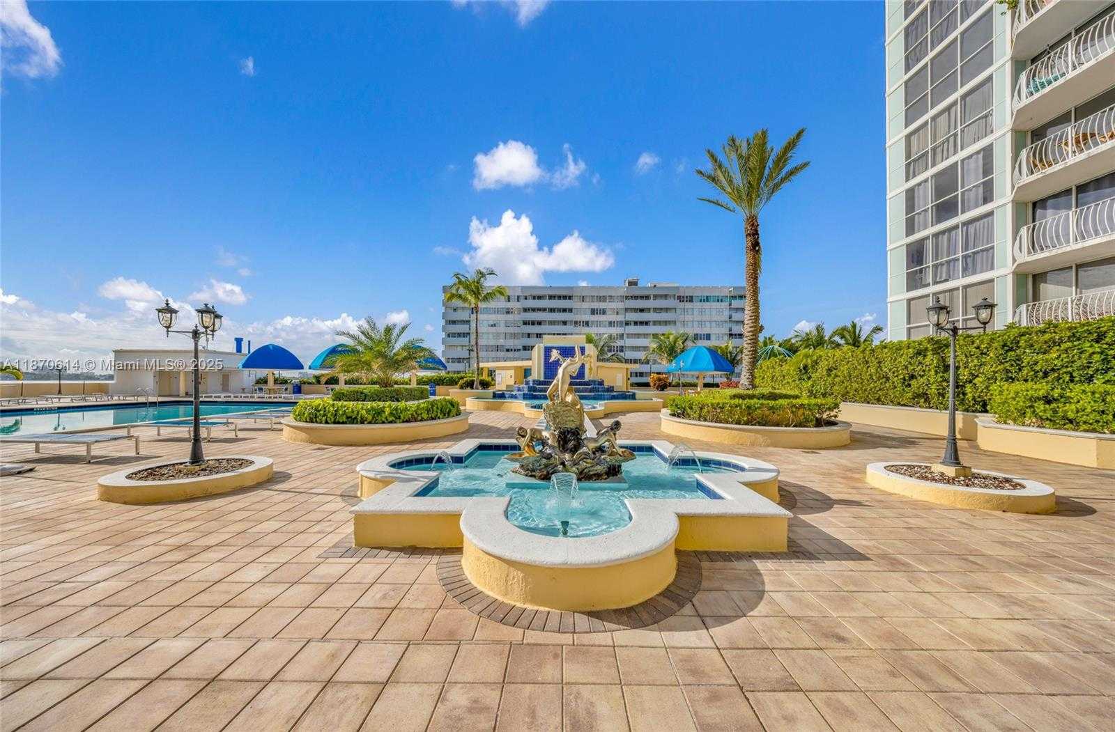 Small Image of 7601 EAST TREASURE DR #1722, North Bay Village Number 9
