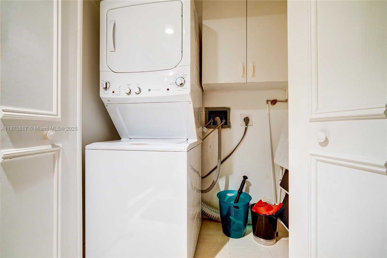Small Image of 2000 ISLAND BLVD #710, Aventura Number 10