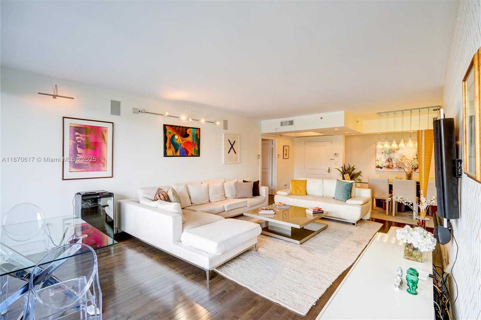 Small Image of 2000 ISLAND BLVD #710, Aventura Number 3