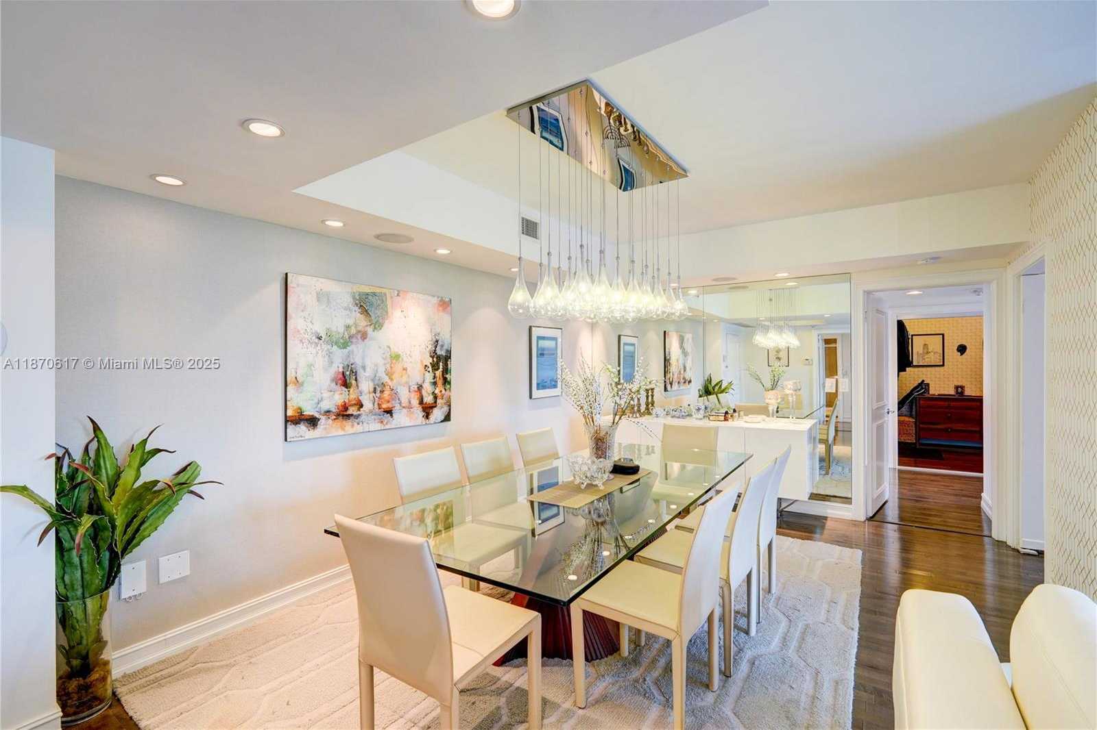 Small Image of 2000 ISLAND BLVD #710, Aventura Number 5