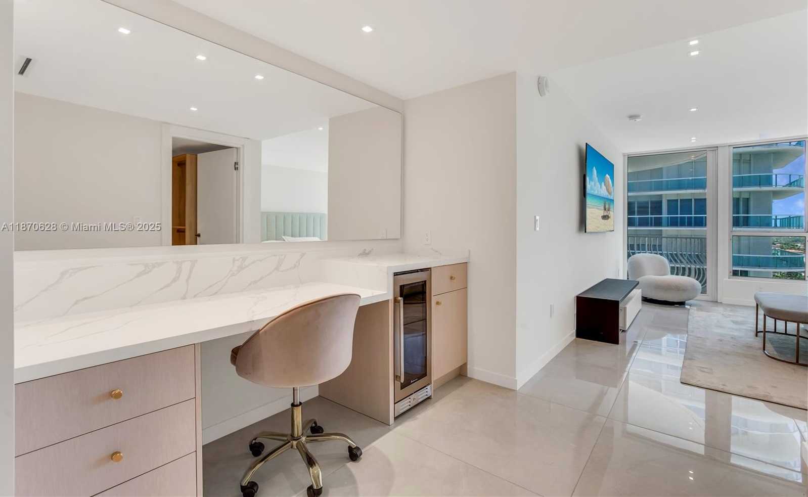 Small Image of 10155 COLLINS AVE #1605, Bal Harbour Number 29