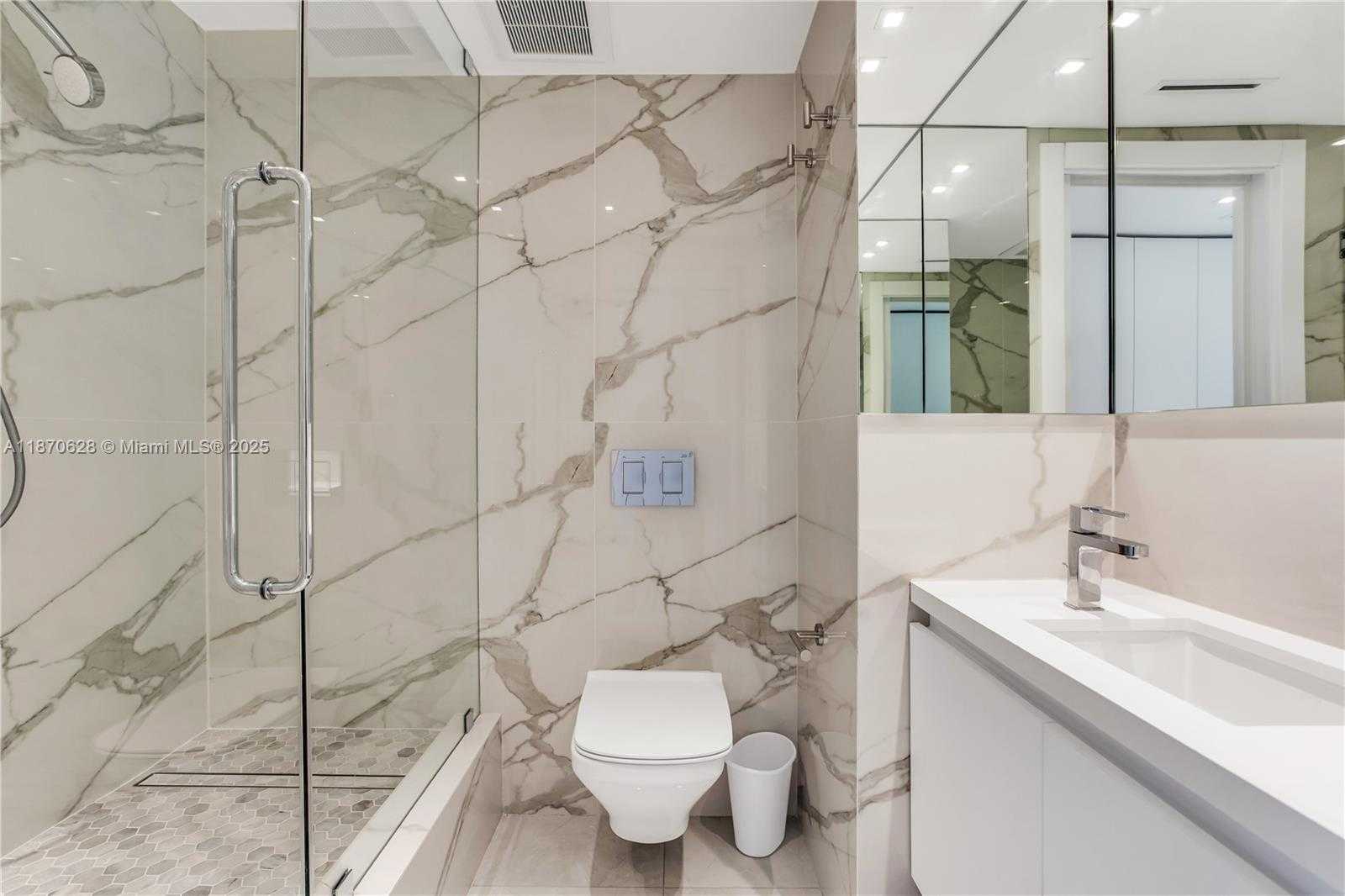 Small Image of 10155 COLLINS AVE #1605, Bal Harbour Number 39
