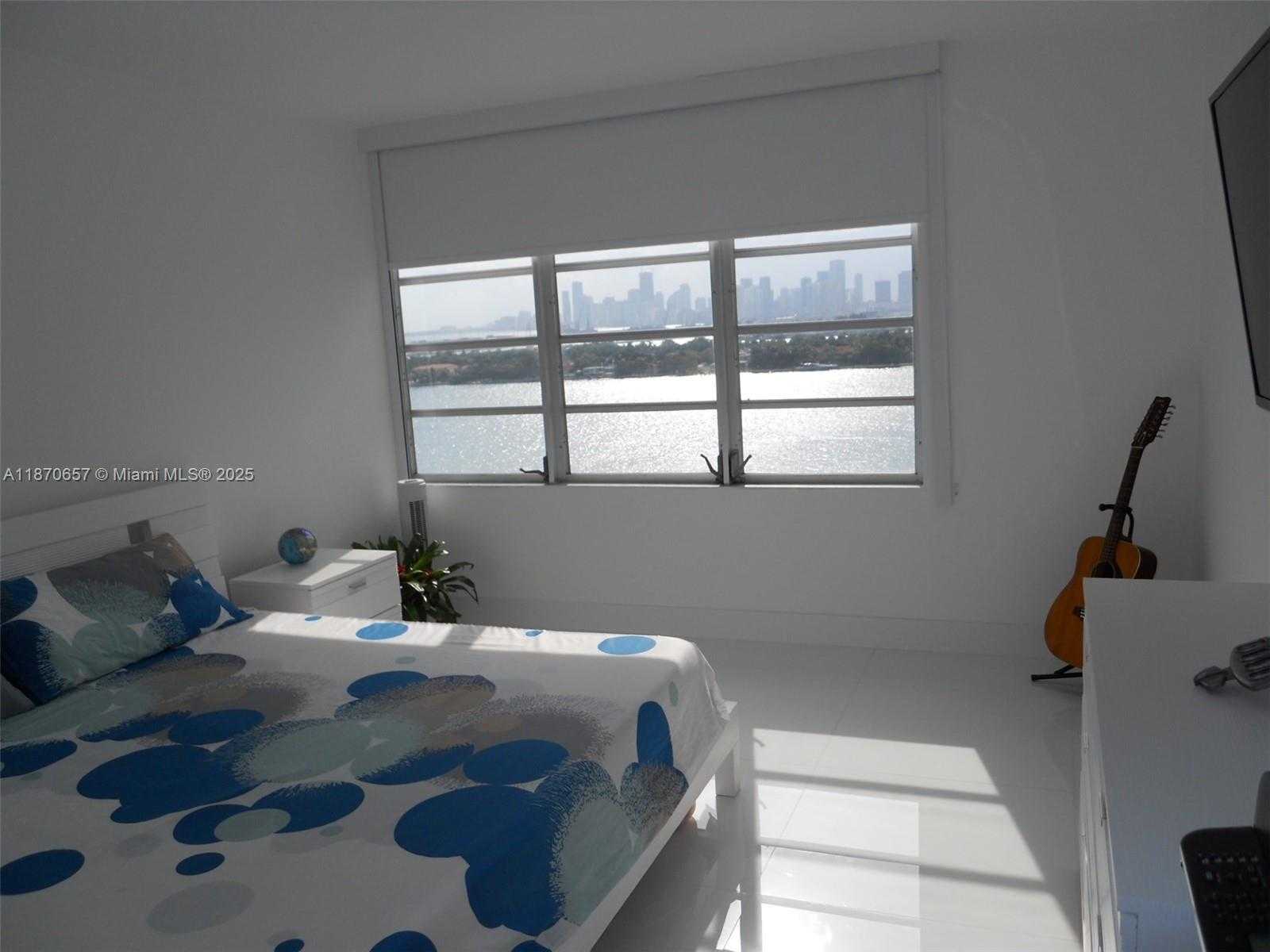 Small Image of 1000 WEST AVE #1514, Miami Beach Number 20