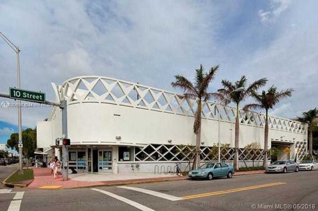 Small Image of 1000 WEST AVE #1514, Miami Beach Number 44