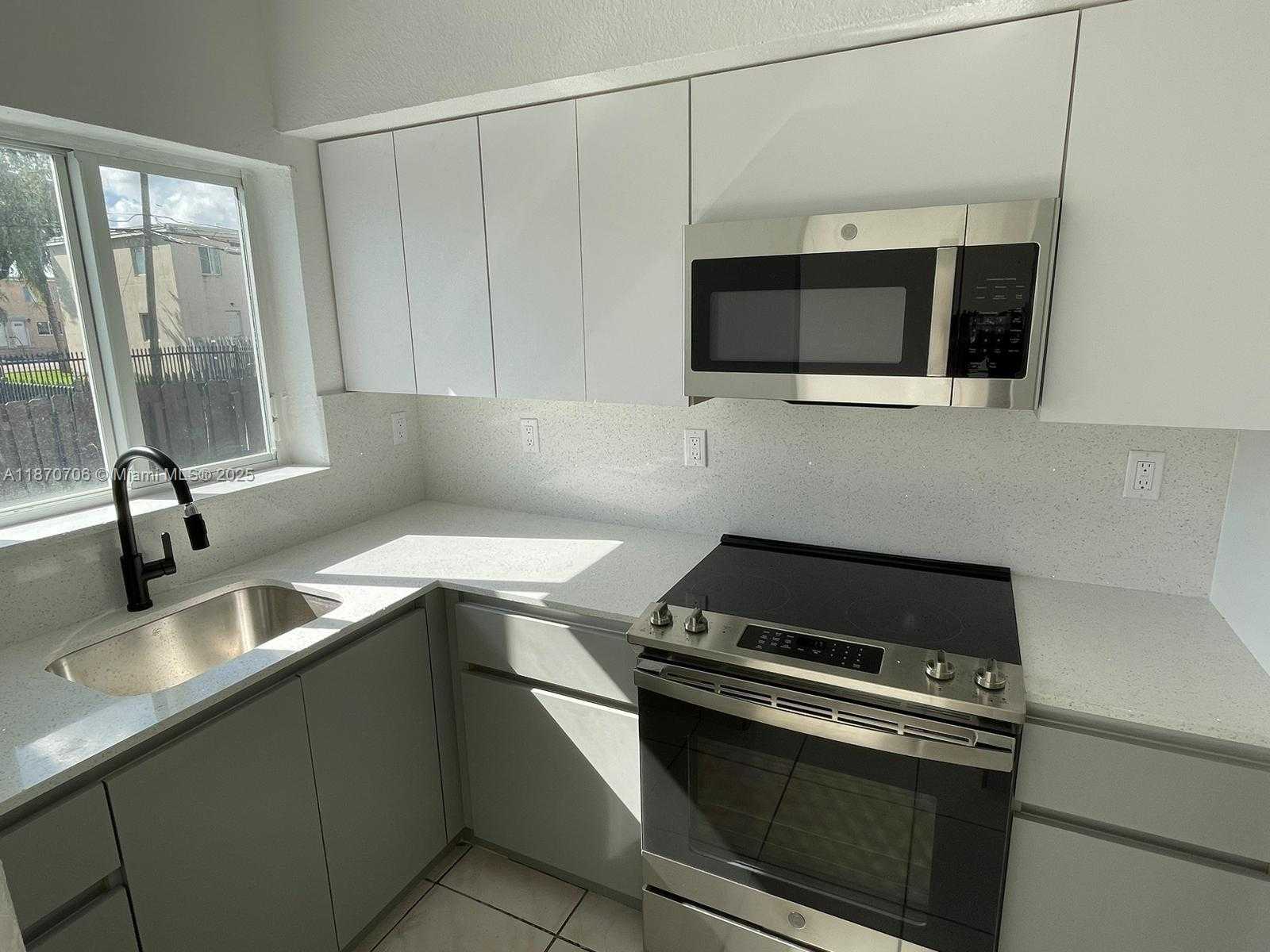 Small Image of 406 NORTH WEST 84TH TER #406, Miami Number 3