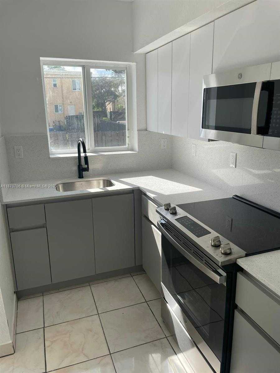 Small Image of 406 NORTH WEST 84TH TER #406, Miami Number 5