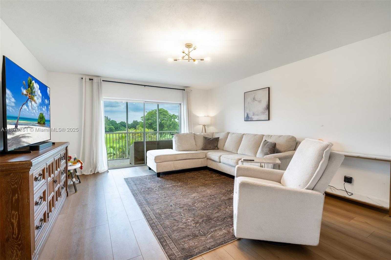 Small Image of 5100 SOUTH WEST 90TH AVE #302, Cooper City Number 2