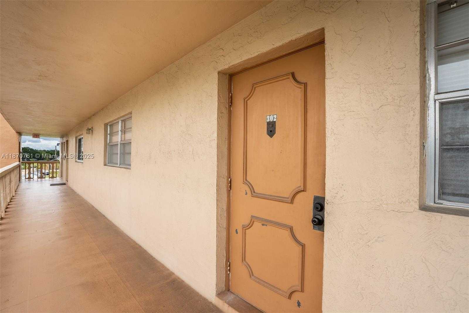 Small Image of 5100 SOUTH WEST 90TH AVE #302, Cooper City Number 26