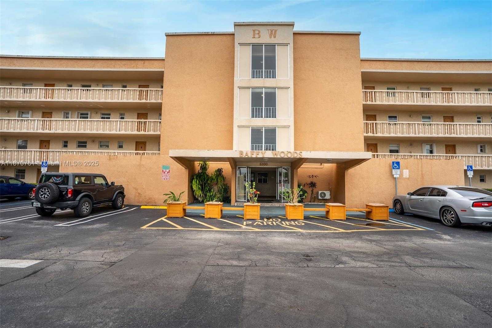 Small Image of 5100 SOUTH WEST 90TH AVE #302, Cooper City Number 27