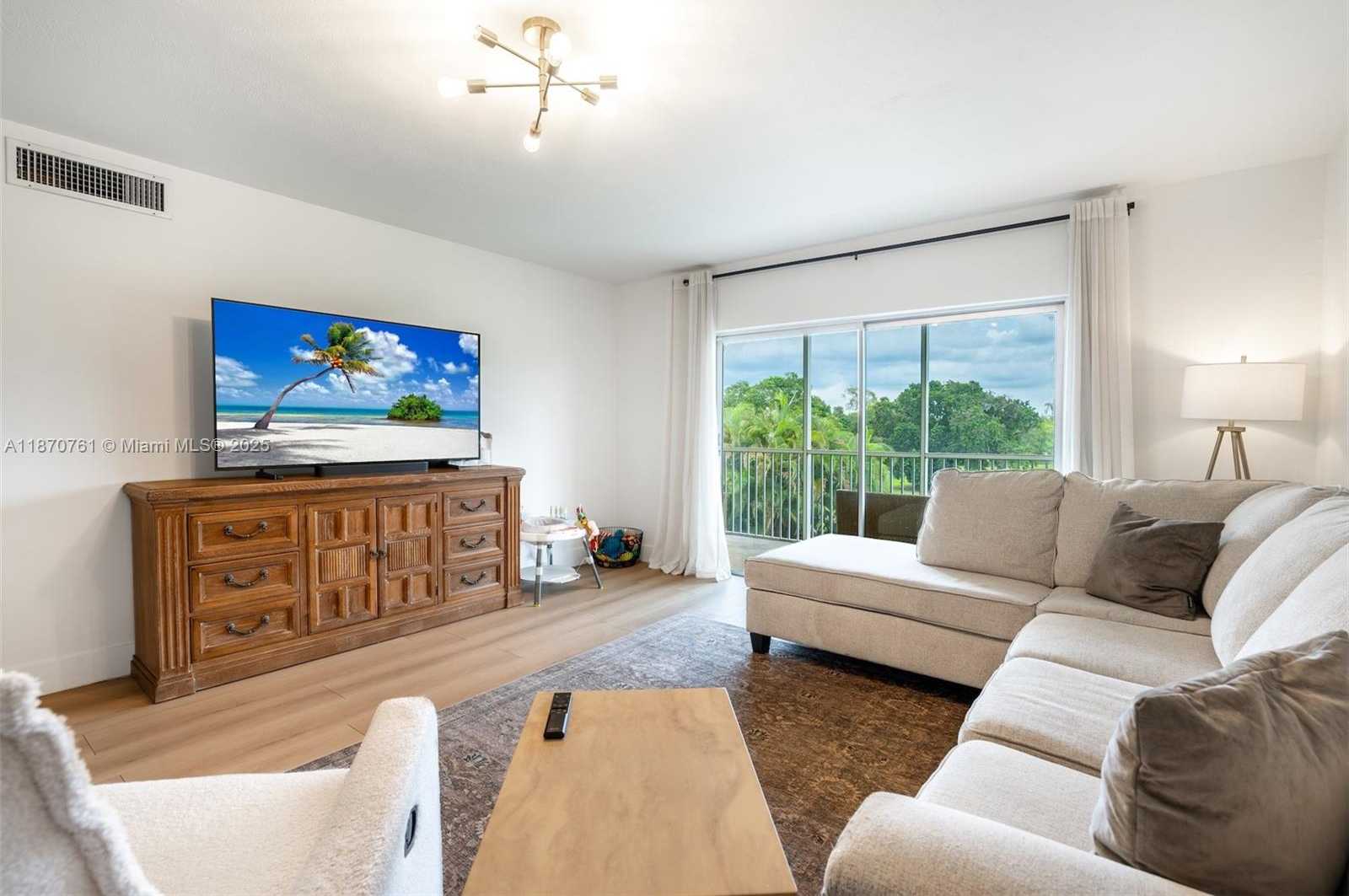 Small Image of 5100 SOUTH WEST 90TH AVE #302, Cooper City Number 3