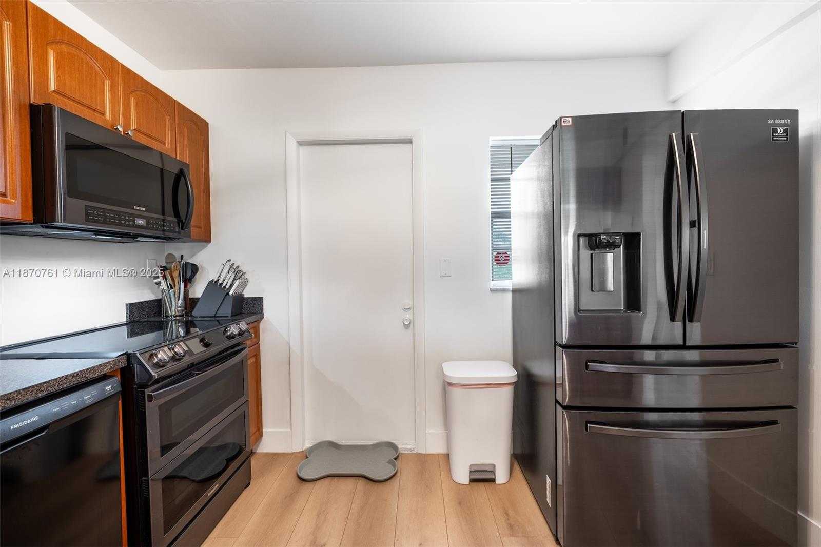 Small Image of 5100 SOUTH WEST 90TH AVE #302, Cooper City Number 9