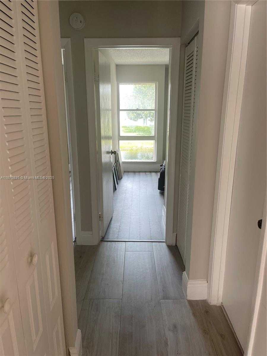 Small Image of 8203 NORTH WEST 9TH CT #2, Plantation Number 10