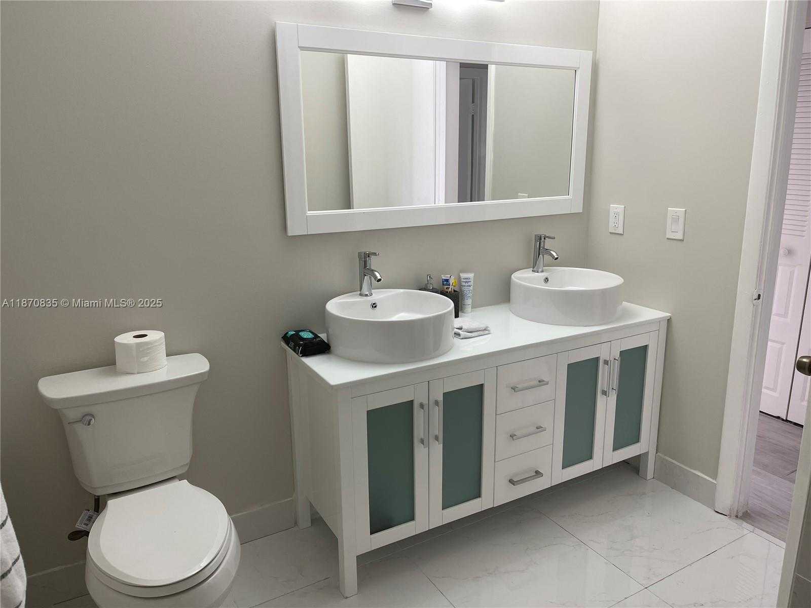 Small Image of 8203 NORTH WEST 9TH CT #2, Plantation Number 14