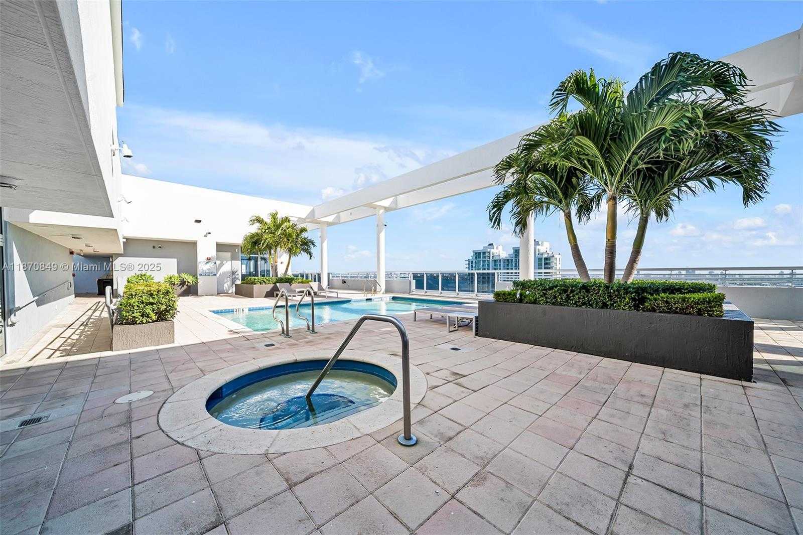 Small Image of 7929 WEST DR #1501, North Bay Village Number 26