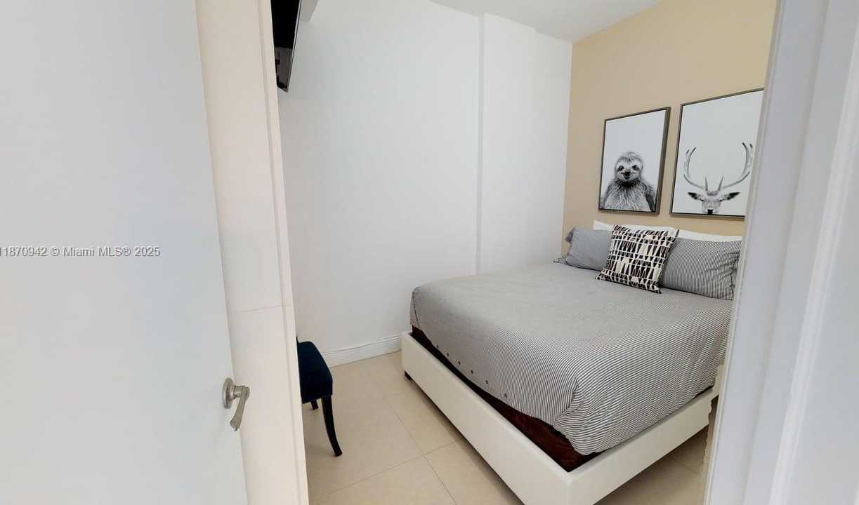 Small Image of 19370 COLLINS AVE #PH-11, Sunny Isles Beach Number 16
