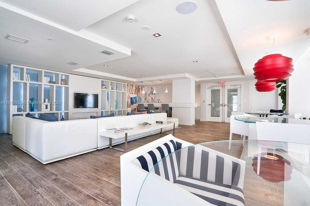 Small Image of 4250 BISCAYNE BLVD #1215, Miami Number 9