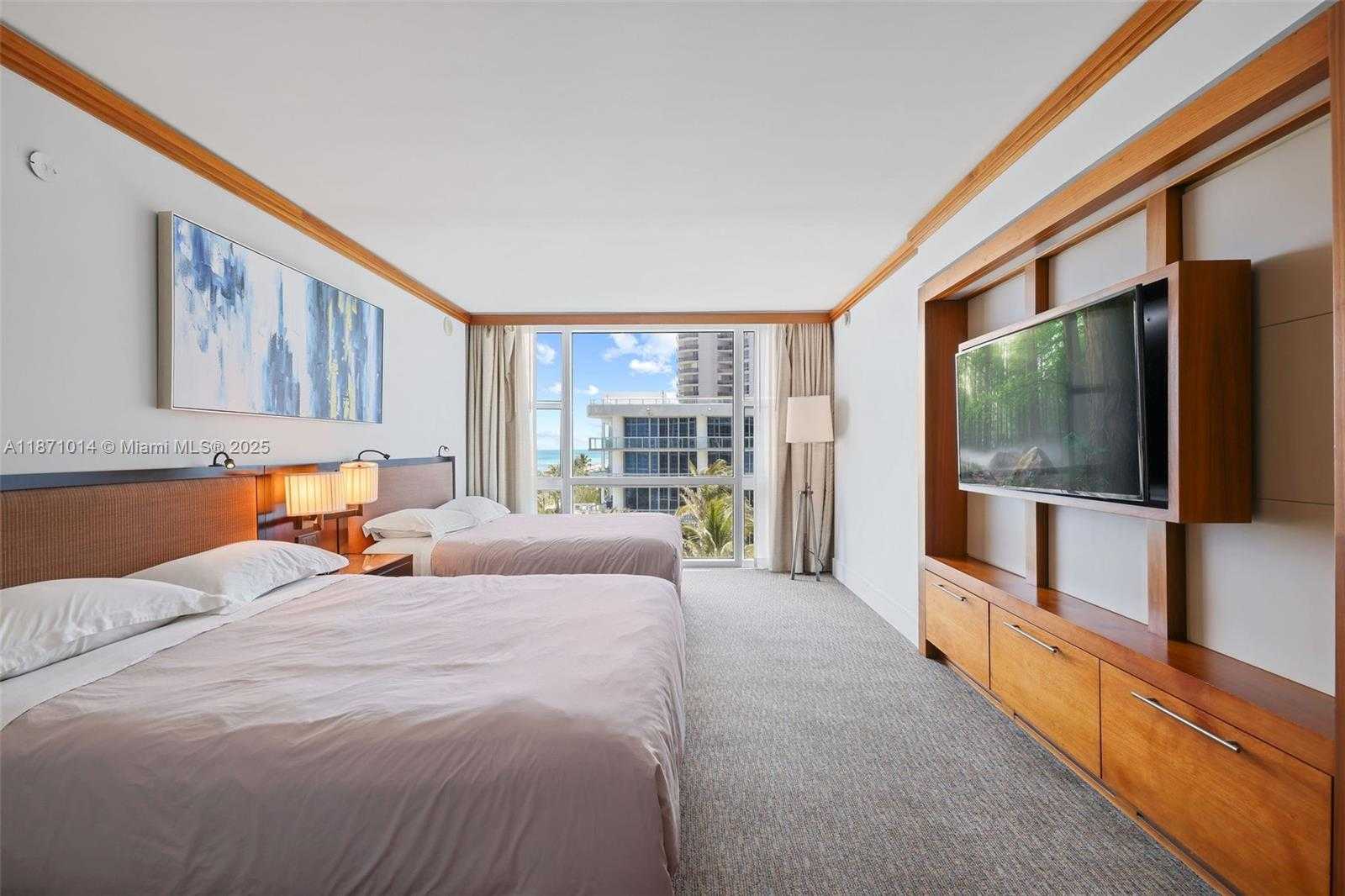 Small Image of 6801 COLLINS AVE #508, Miami Beach Number 14