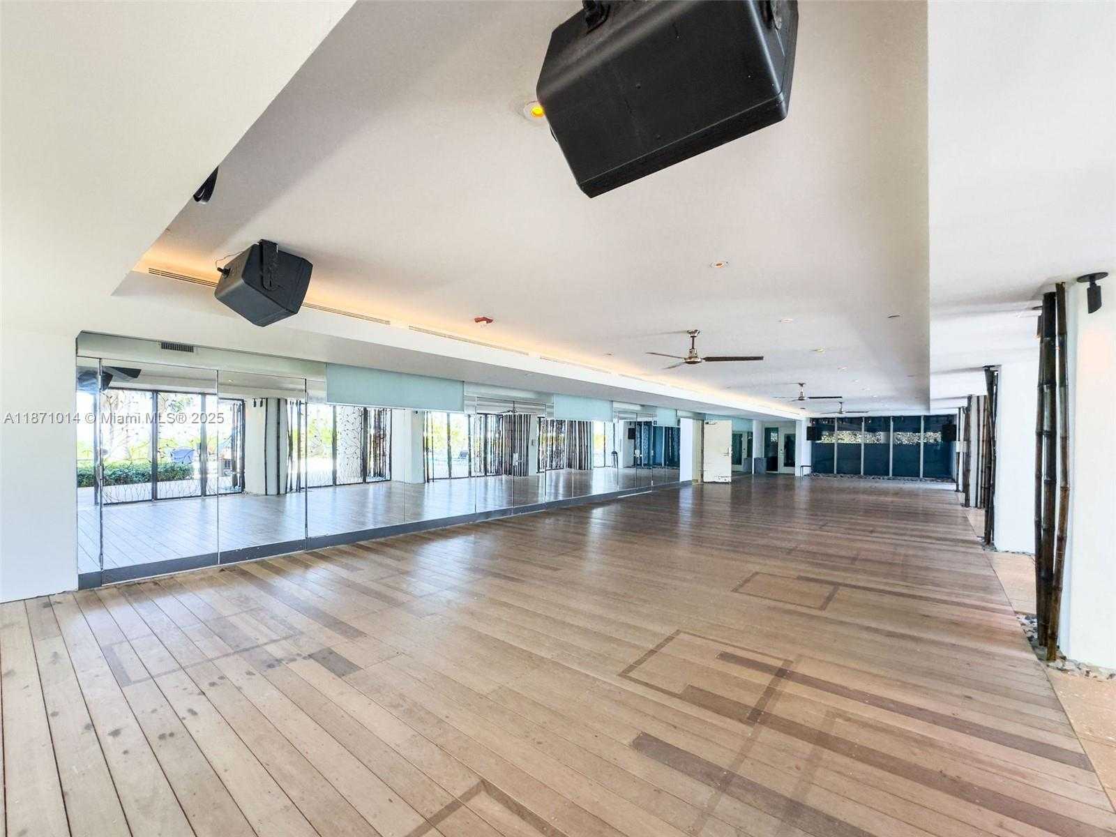 Small Image of 6801 COLLINS AVE #508, Miami Beach Number 22