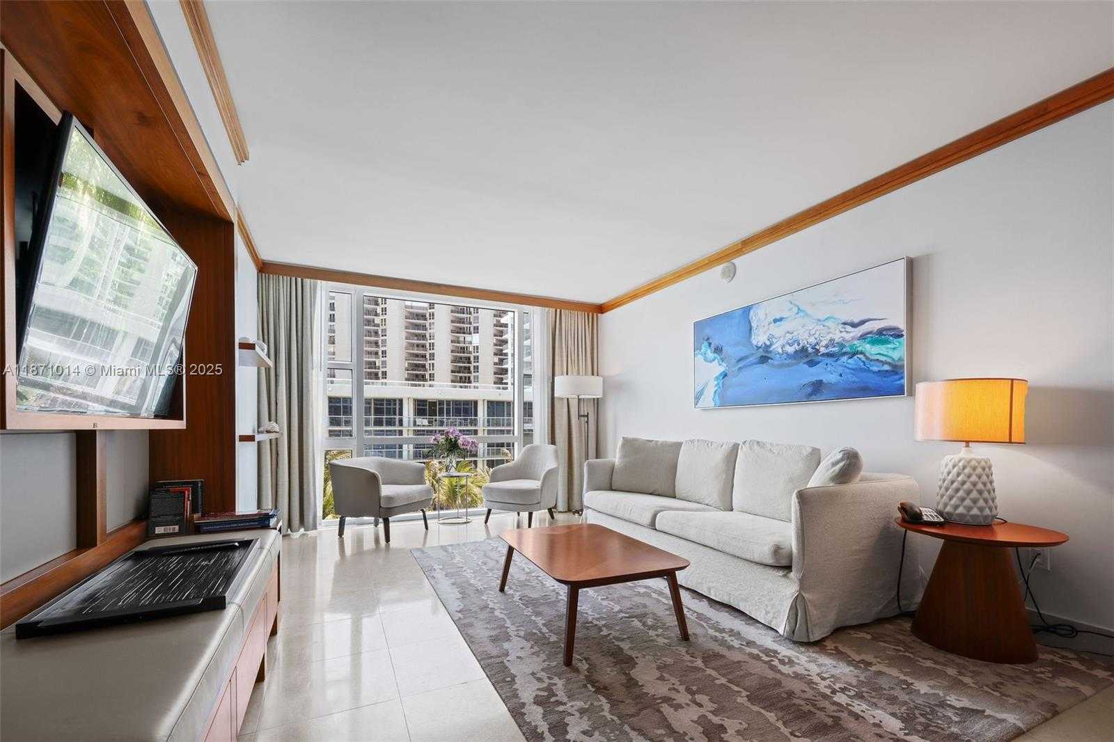 Small Image of 6801 COLLINS AVE #508, Miami Beach Number 8