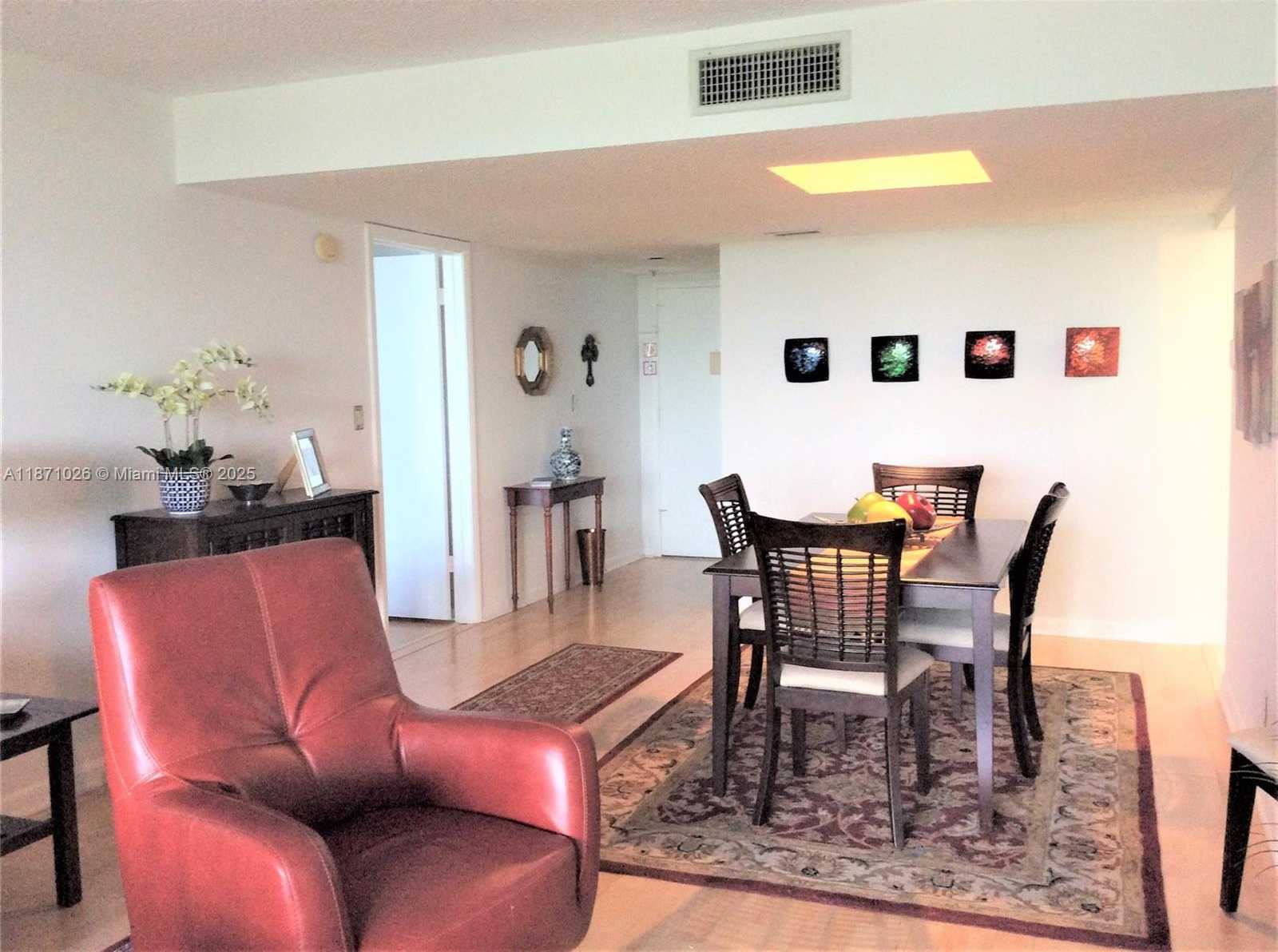 Small Image of 16300 GOLF CLUB RD #504, Weston Number 10
