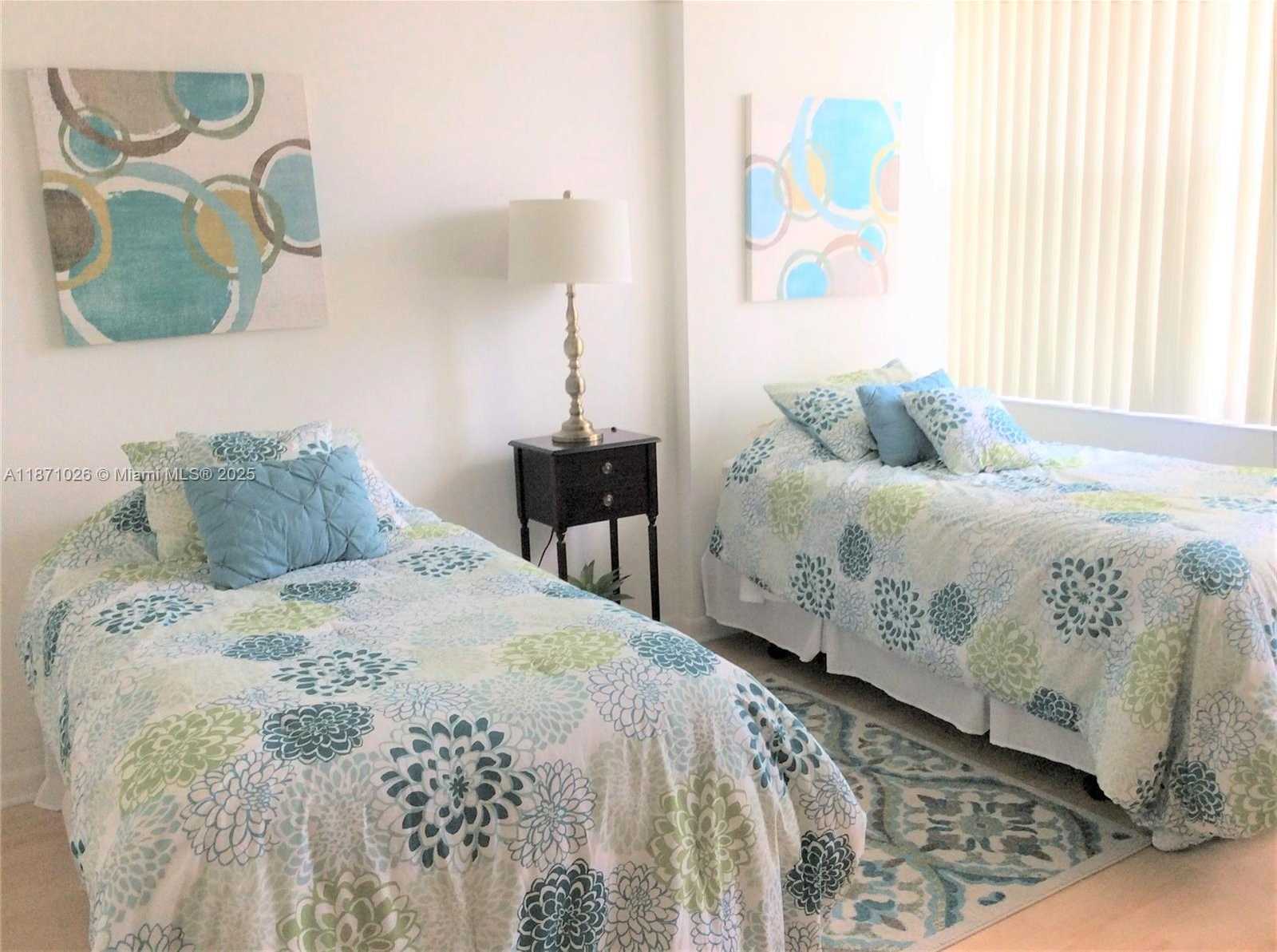Small Image of 16300 GOLF CLUB RD #504, Weston Number 19