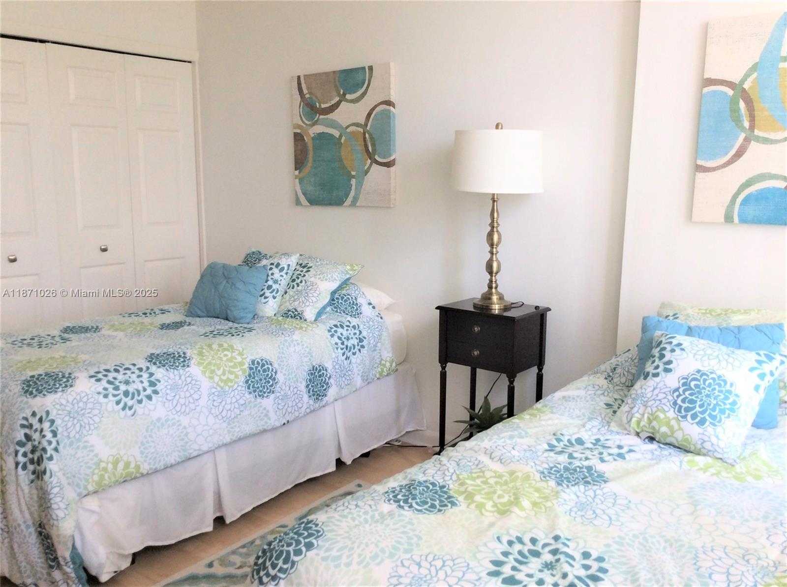 Small Image of 16300 GOLF CLUB RD #504, Weston Number 20