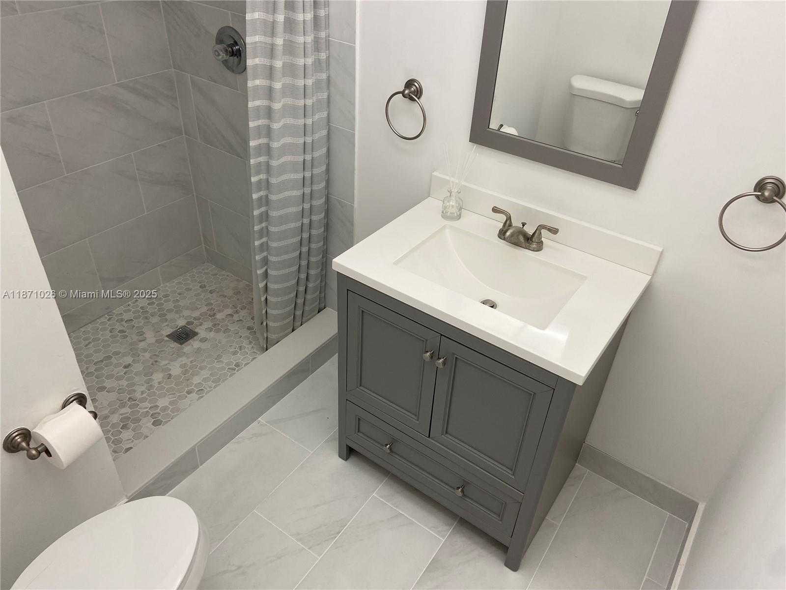 Small Image of 16300 GOLF CLUB RD #504, Weston Number 21