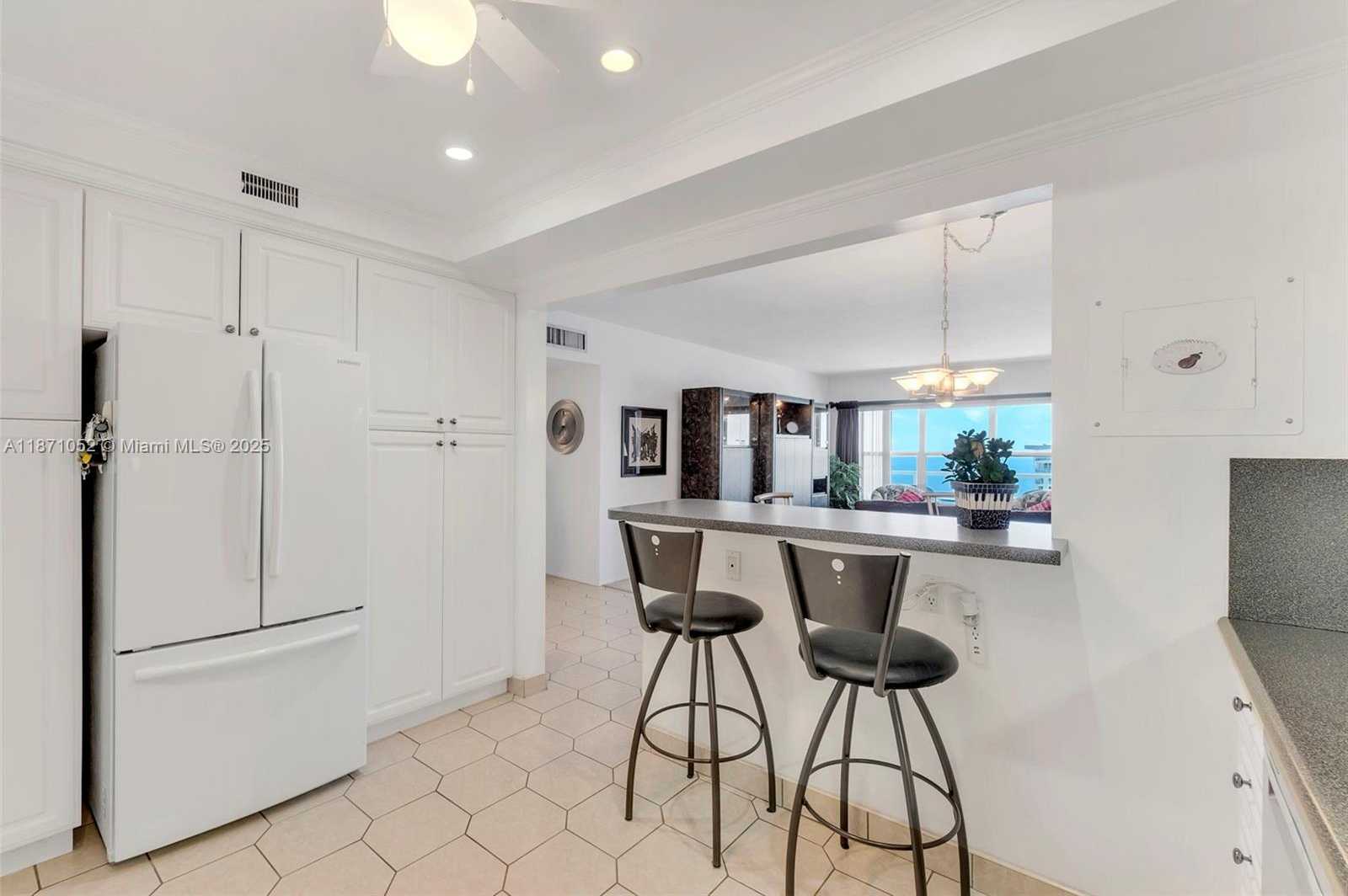 Small Image of 3750 GALT OCEAN DR #2004, Fort Lauderdale Number 27