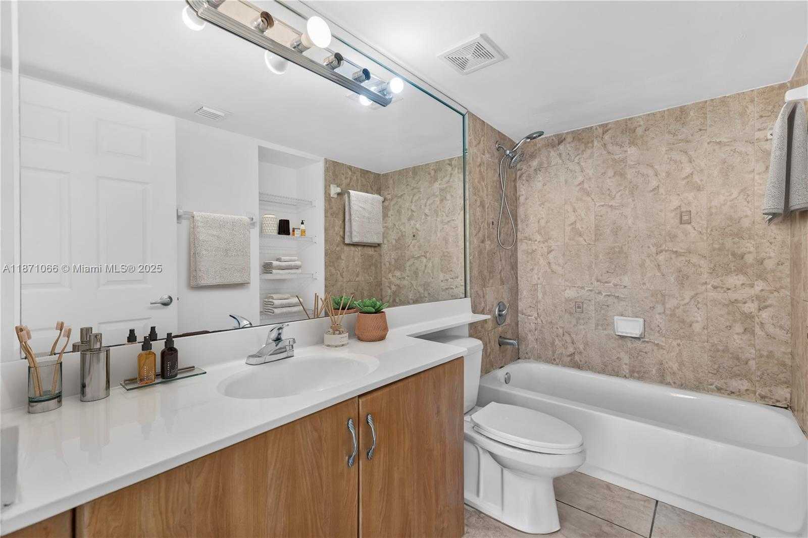 Small Image of 1690 SOUTH WEST 27TH AVE #604, Miami Number 20