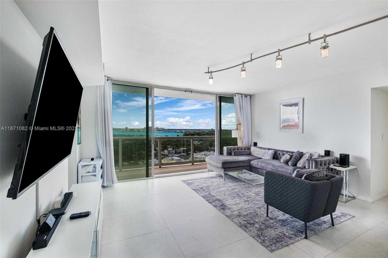 Small Image of 5900 COLLINS AVE #1905, Miami Beach Number 5