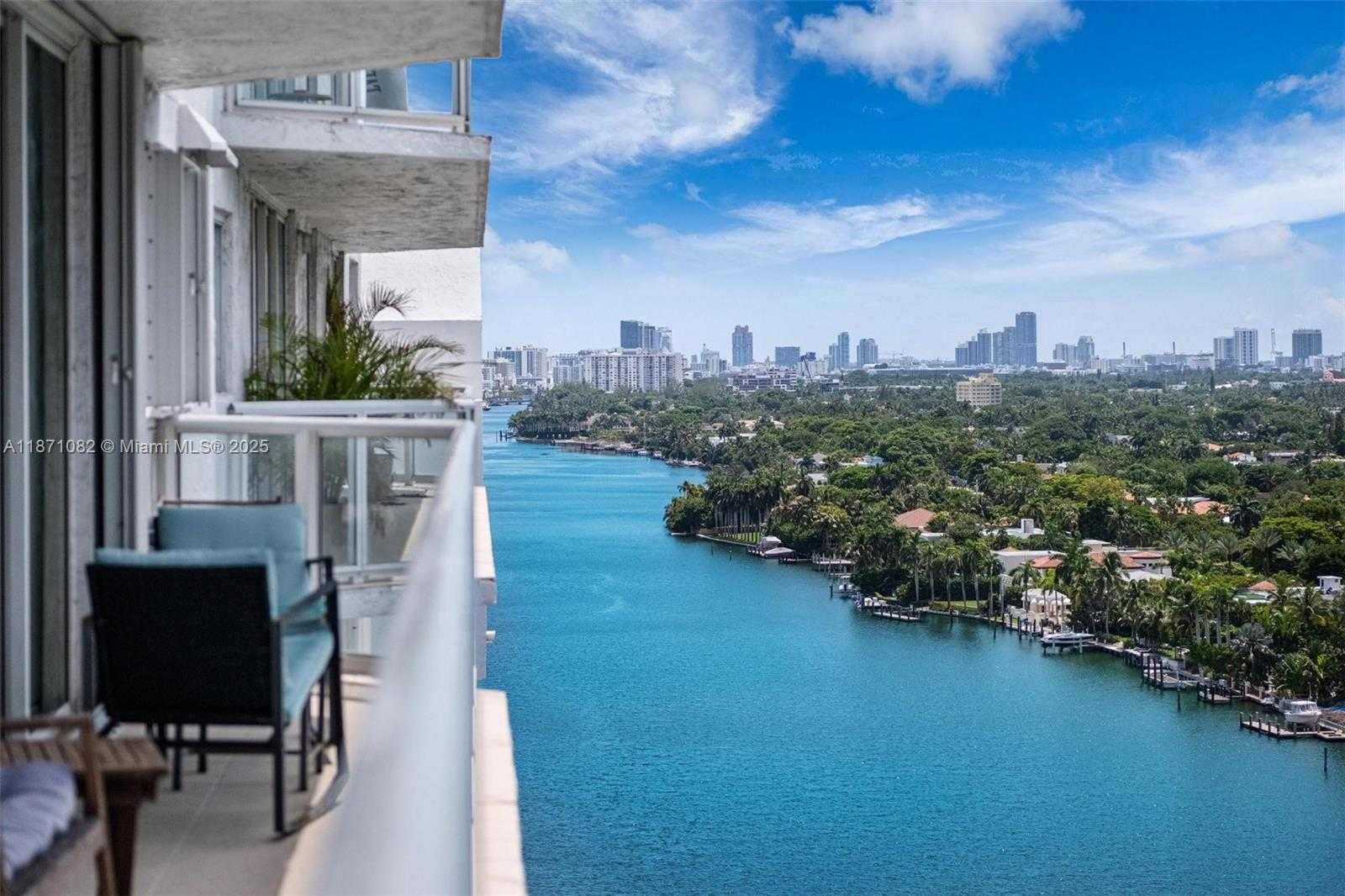 Small Image of 5900 COLLINS AVE #1905, Miami Beach Number 9