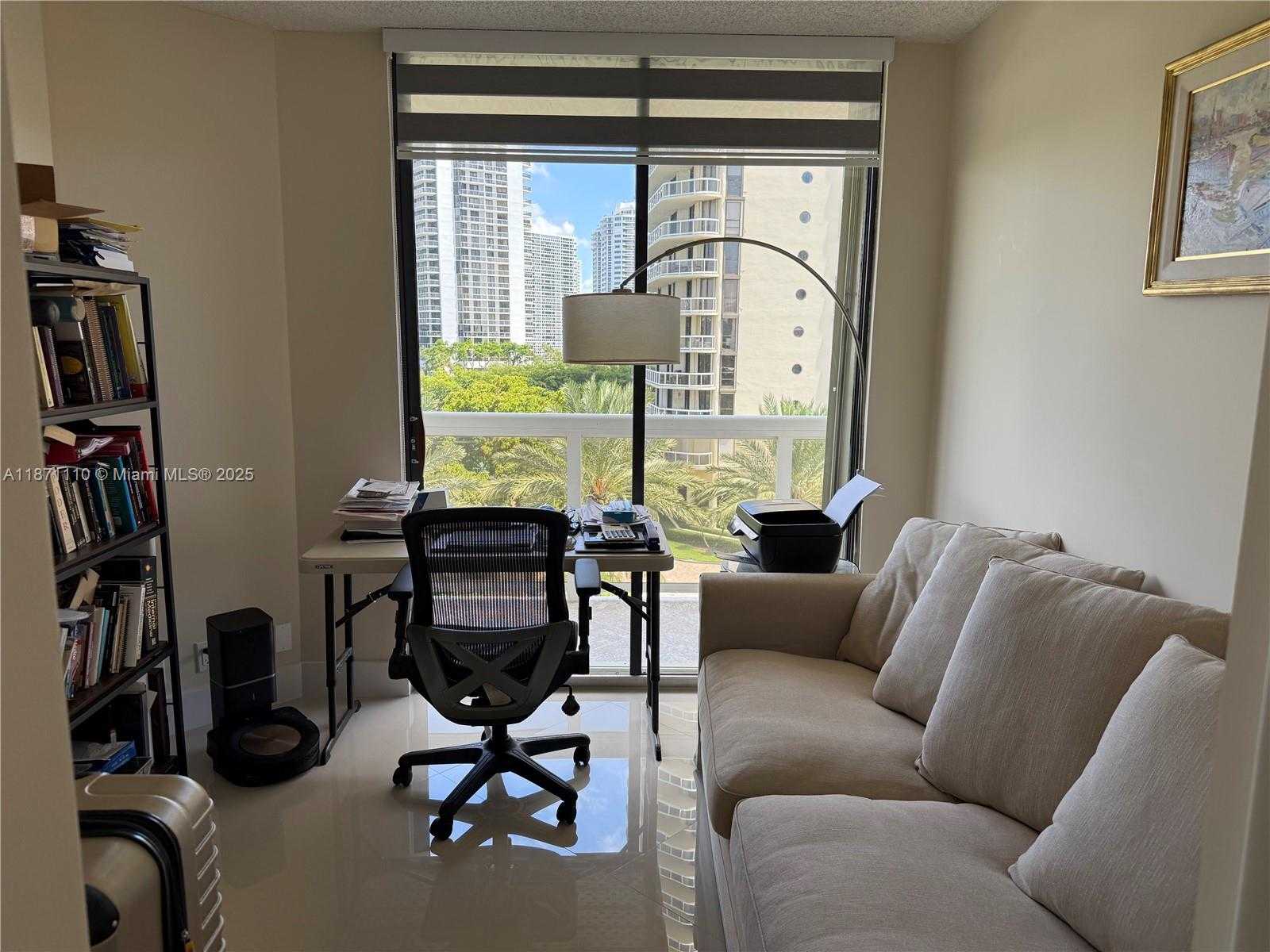 Small Image of 20185 EAST COUNTRY CLUB DR #510, Aventura Number 15