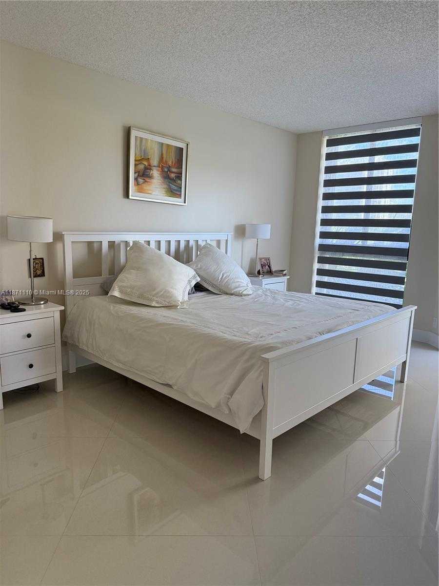 Small Image of 20185 EAST COUNTRY CLUB DR #510, Aventura Number 9