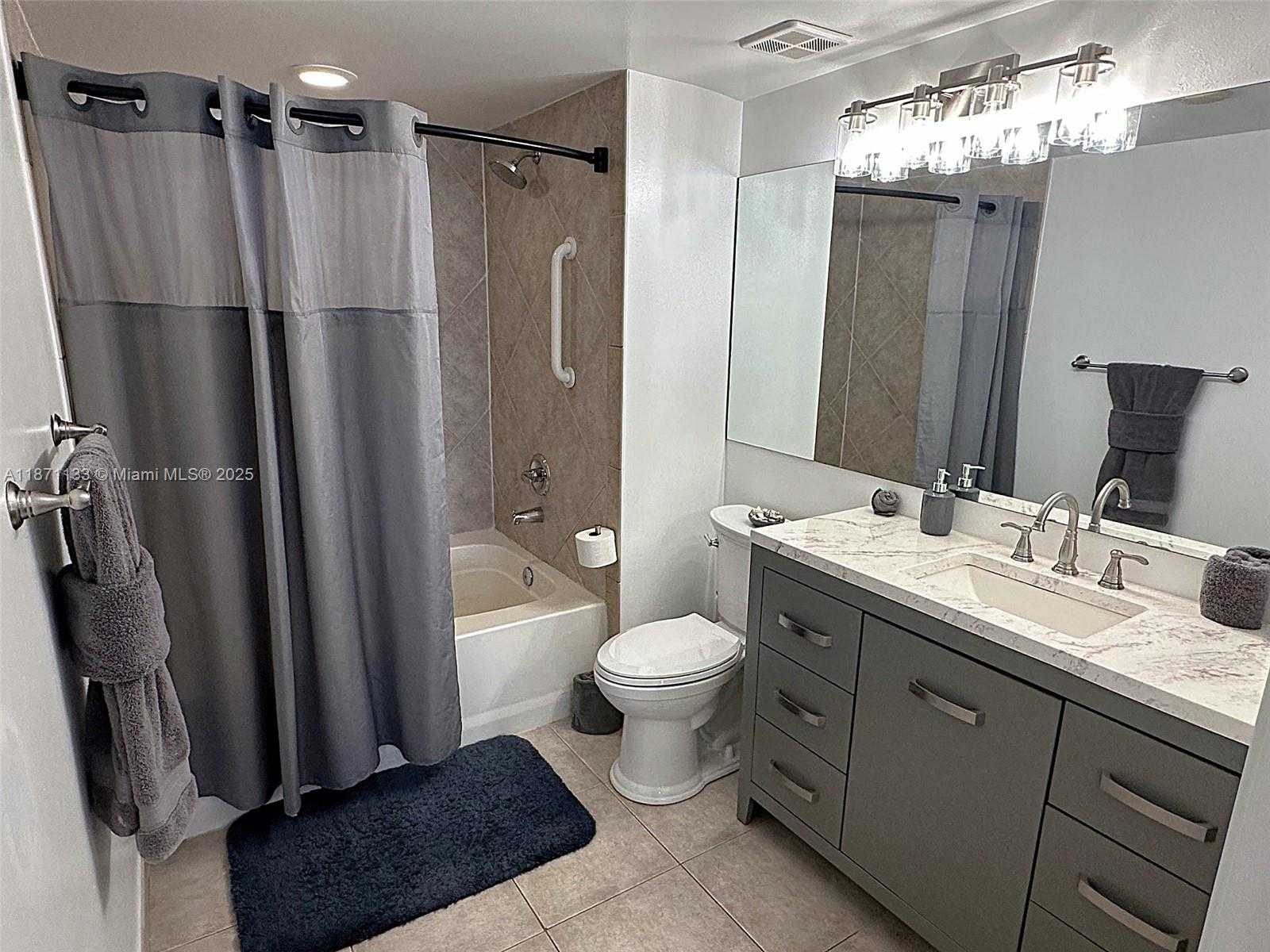 Small Image of 2080 SOUTH OCEAN DRIVE #LPH06, Hallandale Beach Number 14