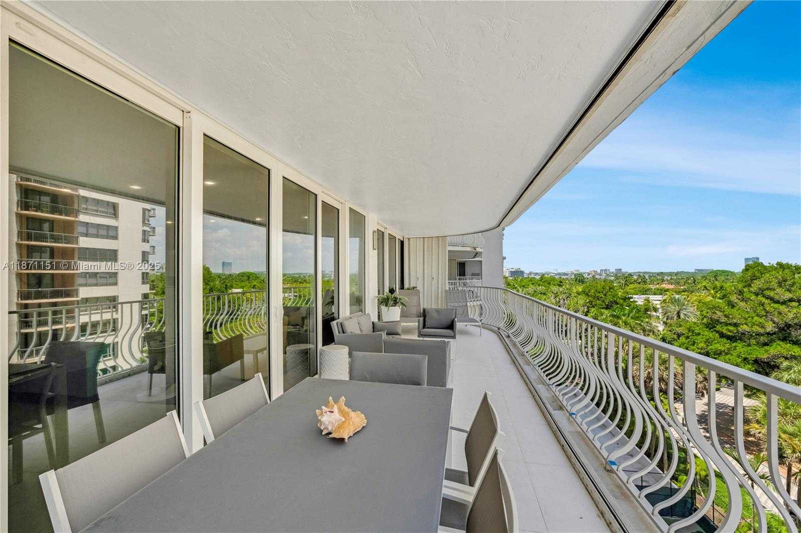 Small Image of 10155 COLLINS AVE #606, Bal Harbour Number 10