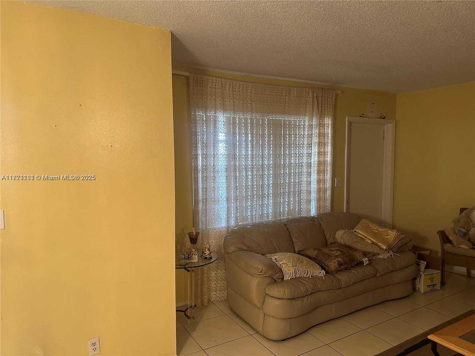 Small Image of 5300 WASHINGTON ST #Q307, Hollywood Number 4