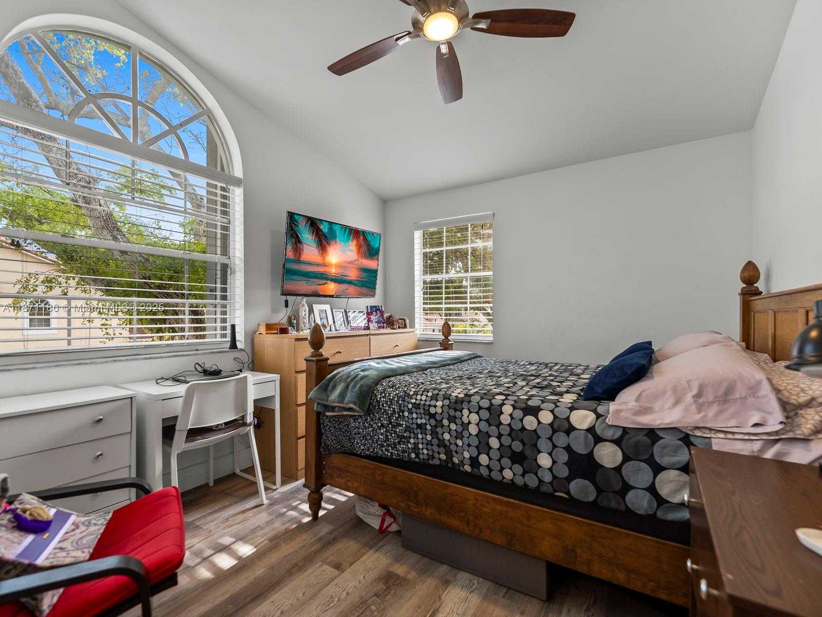 Small Image of 15293 SOUTH WEST 111TH ST, Miami Number 26