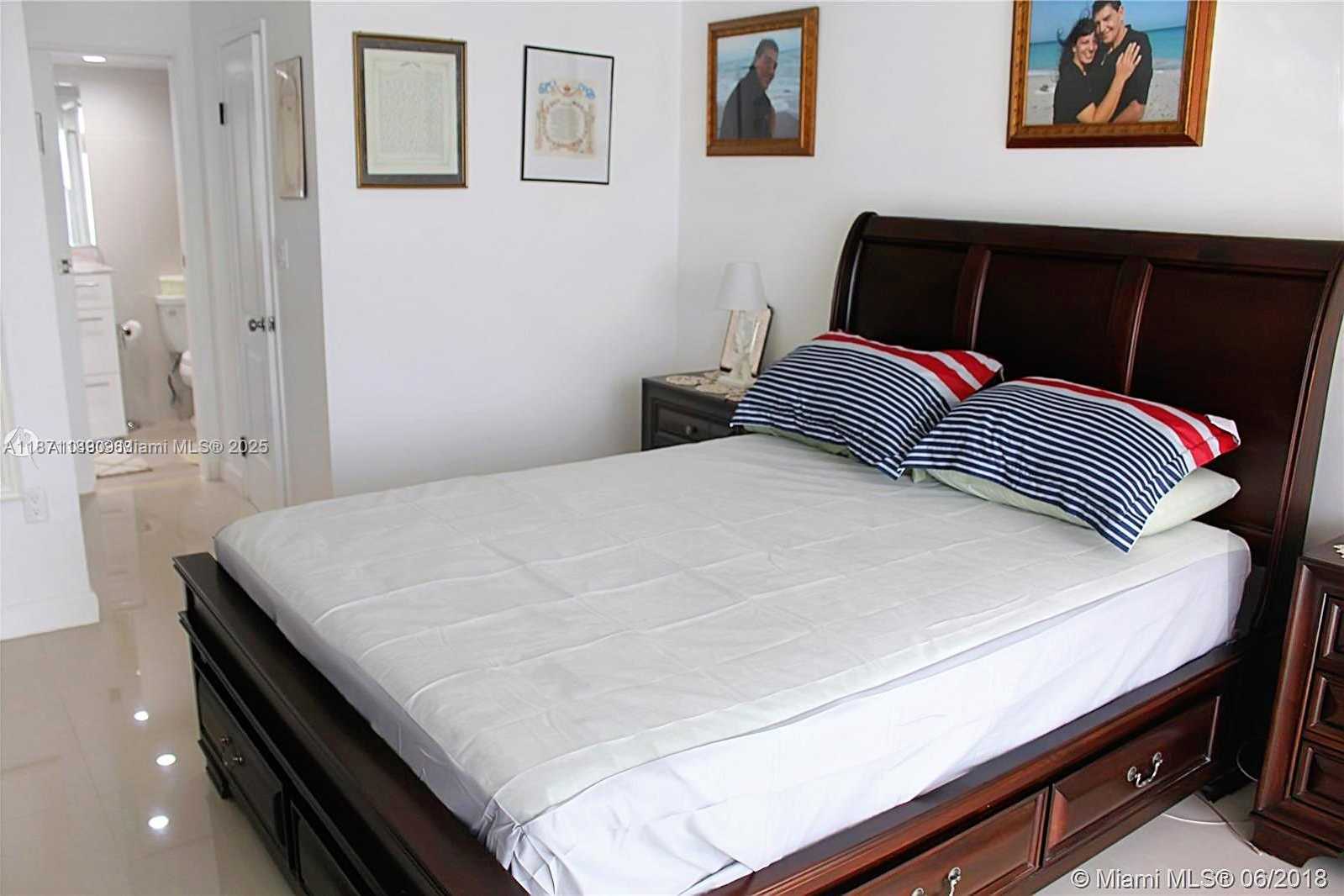 Small Image of 1351 NORTH EAST MIAMI GARDENS DR #511E, Miami Number 12