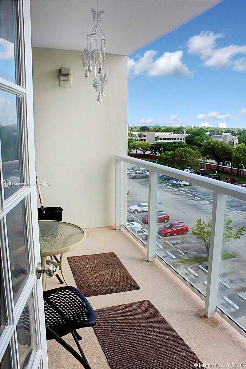 Small Image of 1351 NORTH EAST MIAMI GARDENS DR #511E, Miami Number 15