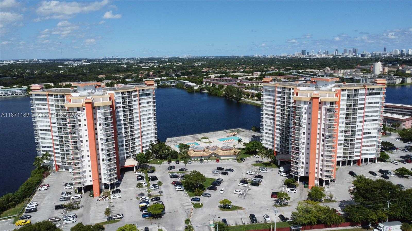 Small Image of 1351 NORTH EAST MIAMI GARDENS DR #511E, Miami Number 17