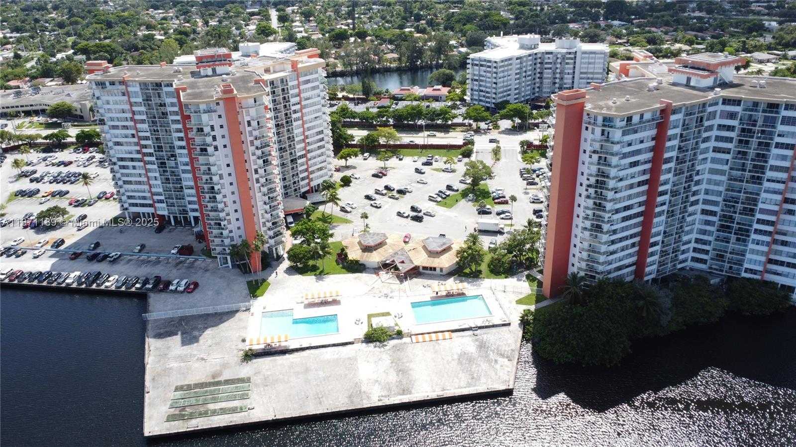 Small Image of 1351 NORTH EAST MIAMI GARDENS DR #511E, Miami Number 19