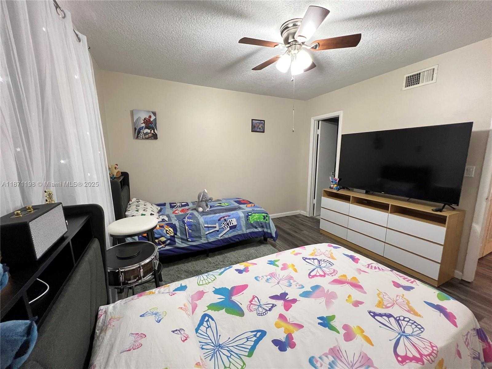 Small Image of 1325 NORTH 15TH AVE #23, Hollywood Number 21