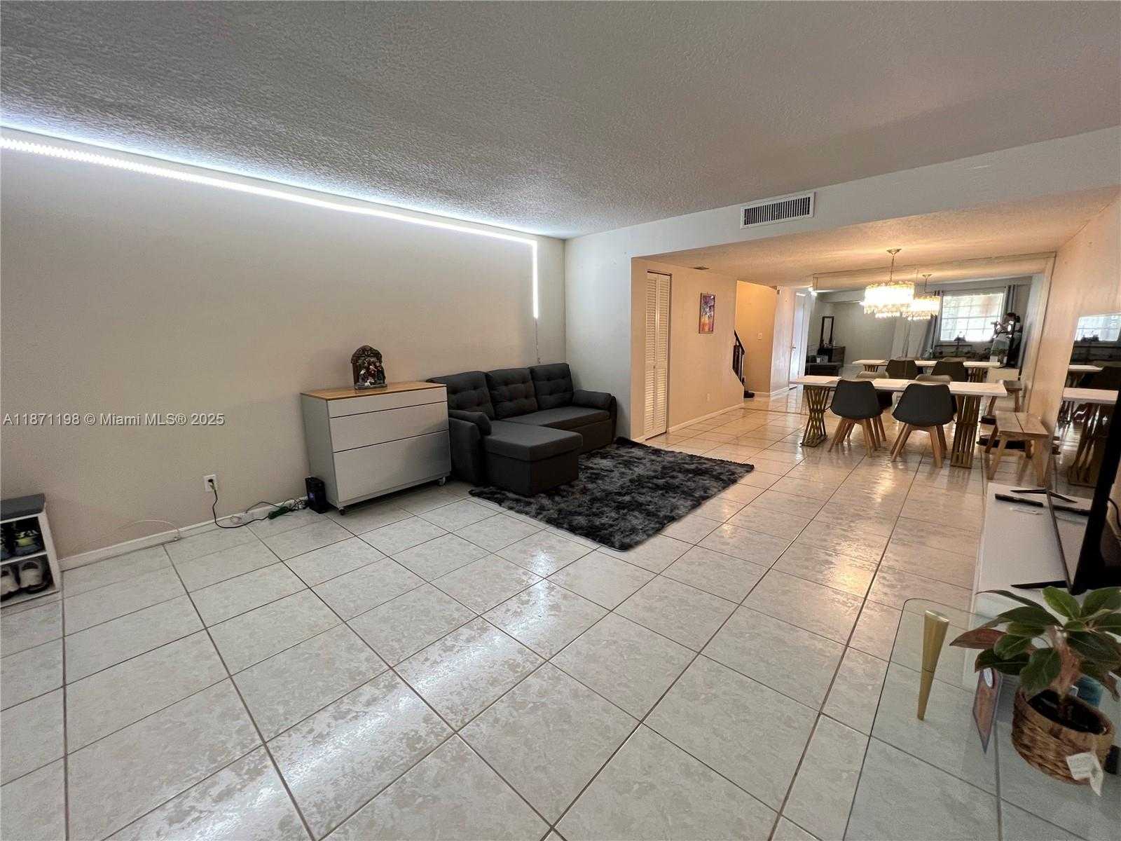 Small Image of 1325 NORTH 15TH AVE #23, Hollywood Number 5