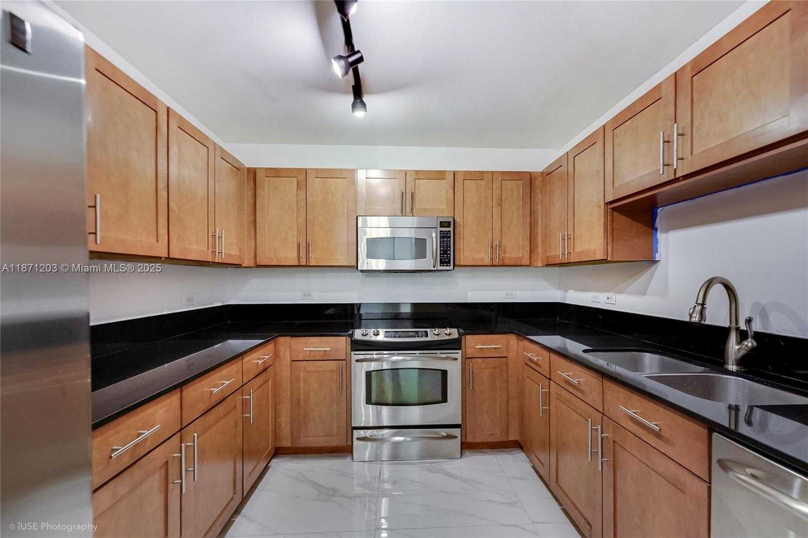 Small Image of 8395 SOUTH WEST 73RD AVE #511, Miami Number 5