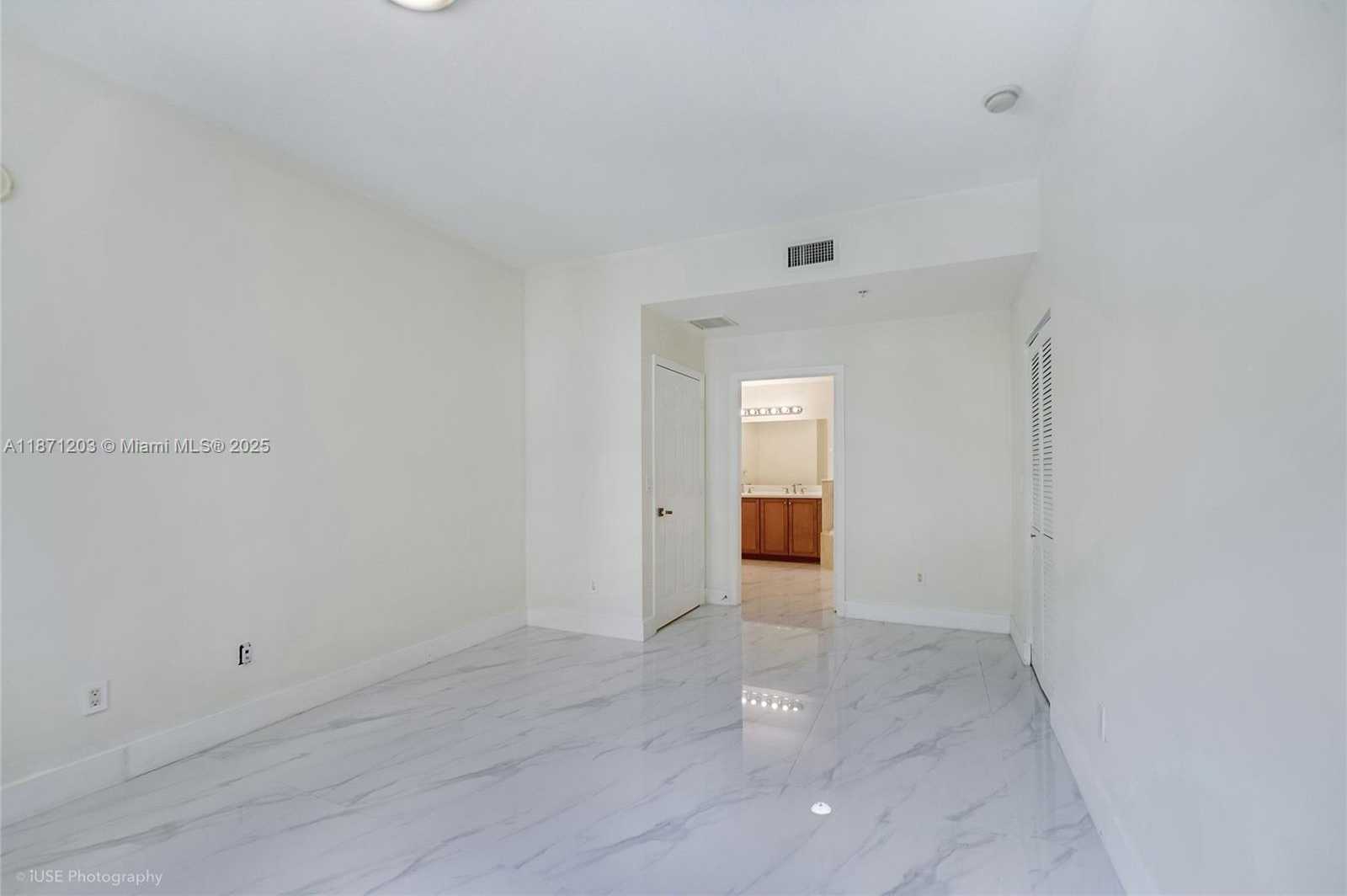 Small Image of 8395 SOUTH WEST 73RD AVE #511, Miami Number 7