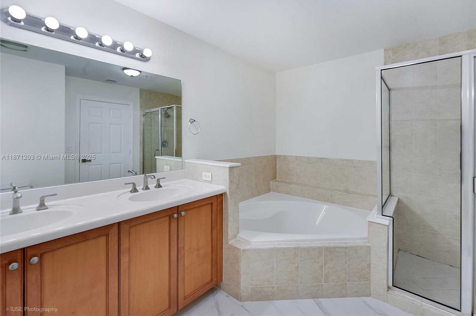 Small Image of 8395 SOUTH WEST 73RD AVE #511, Miami Number 8